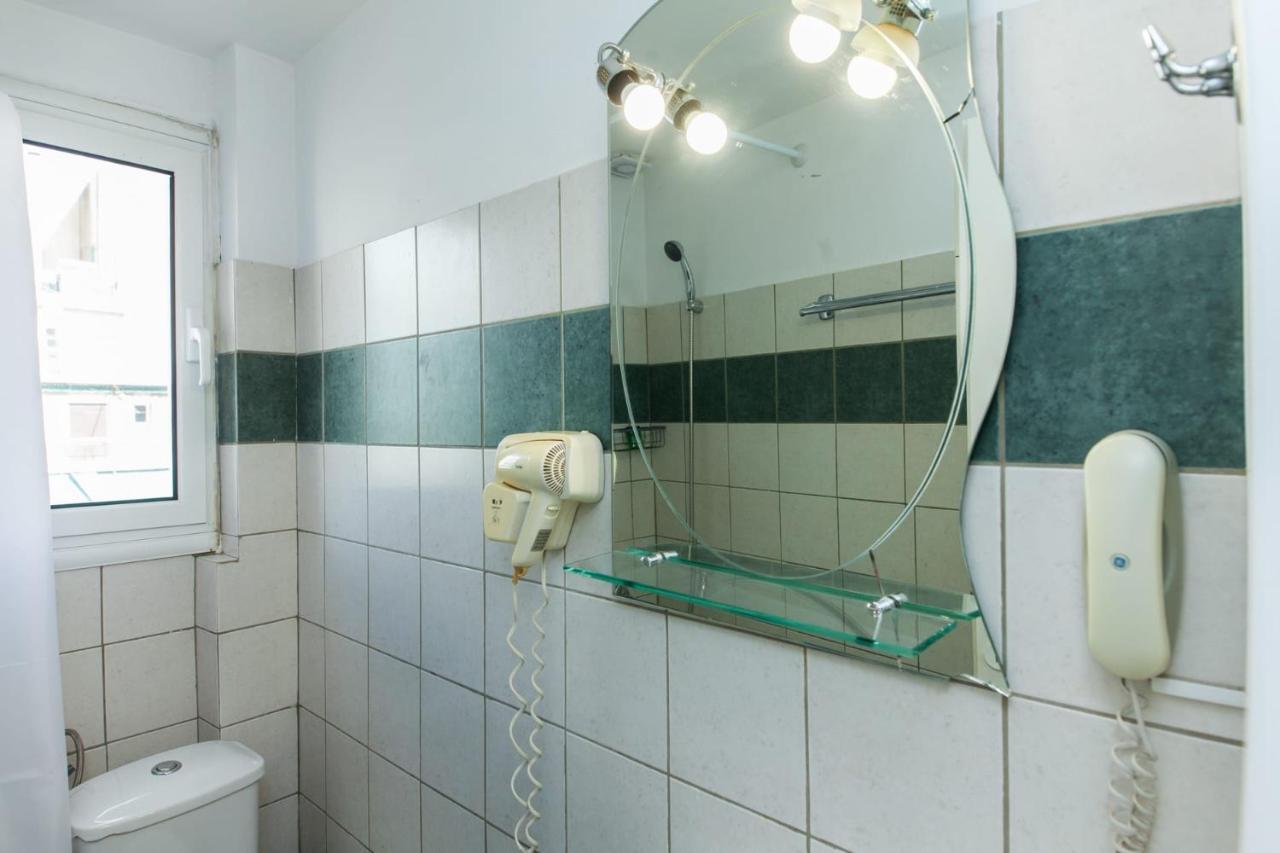 Silver Hotel Athens Double Room With Balcony Exterior foto