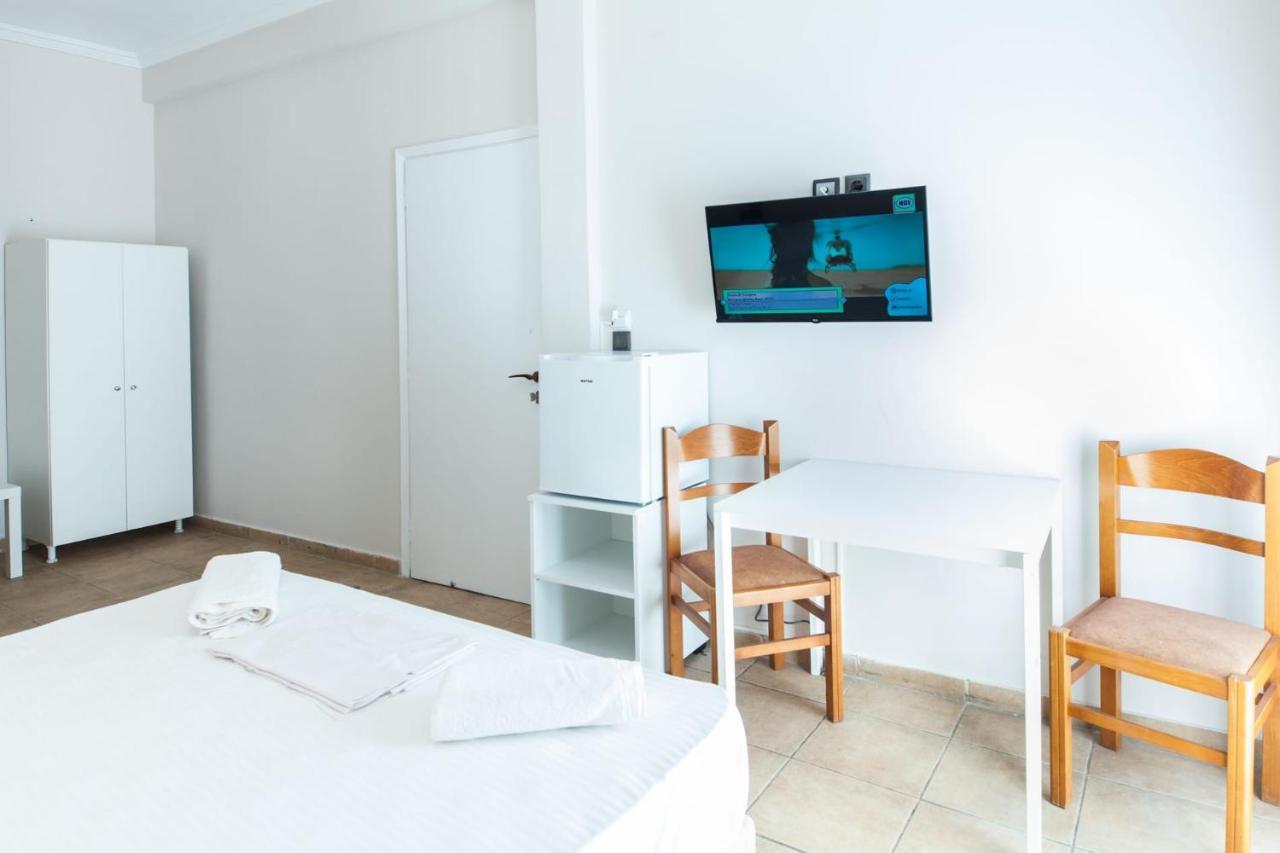 Silver Hotel Athens Double Room With Balcony Exterior foto